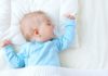 “Is It Safe for Newborns to Use Pillows? A Guide to Choosing the Right Pillow for Your Baby”