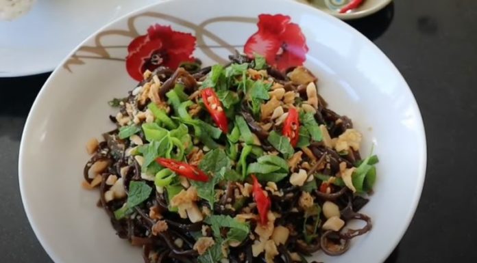 The Mouth-Watering Magic of Mushrooms: A Crispy, Chewy, and Delicious Salad Sensation