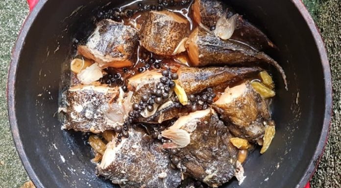 The Ultimate Guide to Preparing Silver Scullion Fish Stewed in Coconut Milk: A Delicate, Succulent Delicacy
