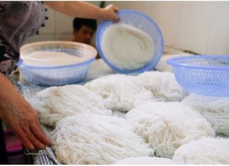 “13 Out of 100 People Are at Risk of Food Poisoning from Contaminated Rice Noodles”