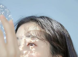 10 Skin-Soothing Ingredients to Calm Sunburn and Reveal Radiant Skin