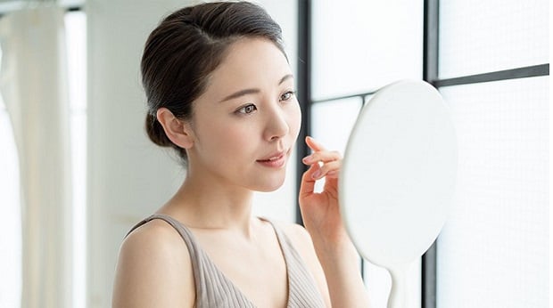 5 Morning Habits for a Brighter, More Radiant Complexion