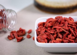 4 Familiar Dishes That Will Make Your Skin Glow and Look Younger