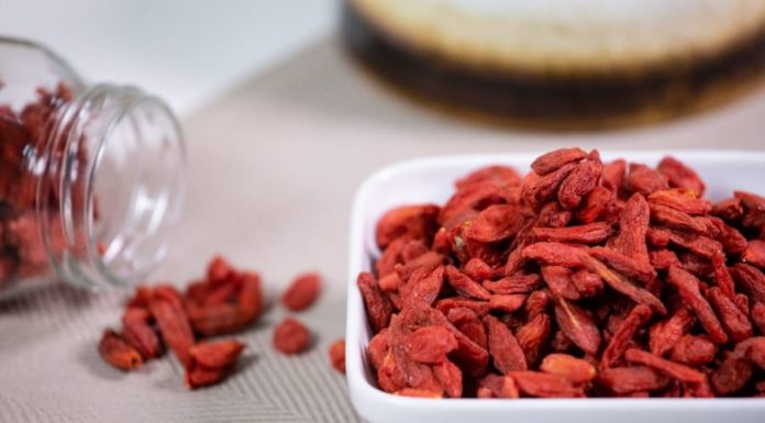 4 Familiar Dishes That Will Make Your Skin Glow and Look Younger