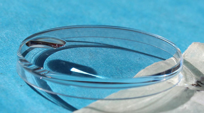 The Magic of Revitalizing Your Watch: Polishing the Crystal with Everyday Ingredients