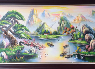 The 6 Lucky Oil Paintings to Hang in Your Living Room