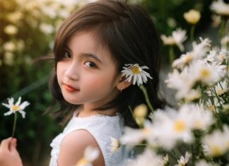 Captivating Names for Baby Girls in 2022: Enchanting Options for the Modern Parent