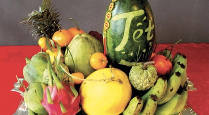 Teaching Your Child English with Traditional New Year Delicacies