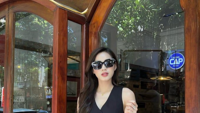 The Chic Quartet: Embracing the Timeless Elegance of Black and White