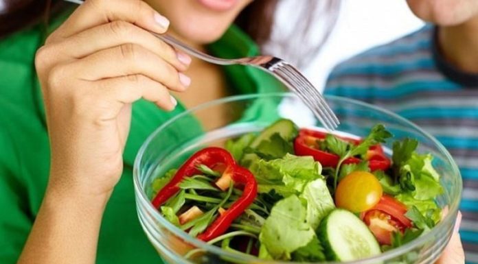 Detox Your Body and Get Festive Ready: The 483 Diet