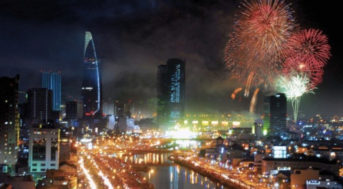 Spectacular Fireworks Display for Reunification Day: Ho Chi Minh City Announces 16 Venues for This Year’s Celebrations