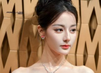 The Radiant Beauty of Dilireba: Unveiling the Secret to Her Glowing Skin