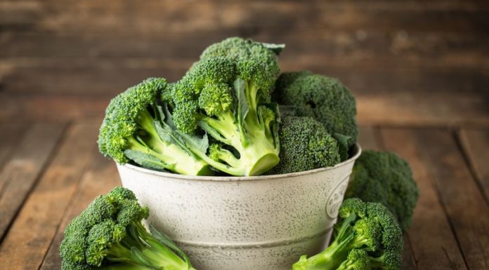 The Ultimate Guide: 10 Superfoods for a Healthy Vegan Pregnancy