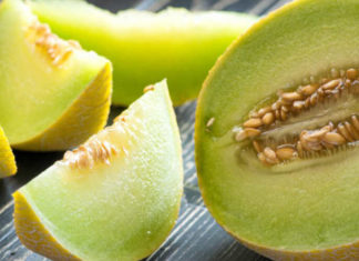 How Many Calories in a Persimmon? Effective Weight Loss with Persimmons.