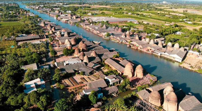 The Ultimate Guide to Mang Thit, Vinh Long: 2 Must-Visit Attractions