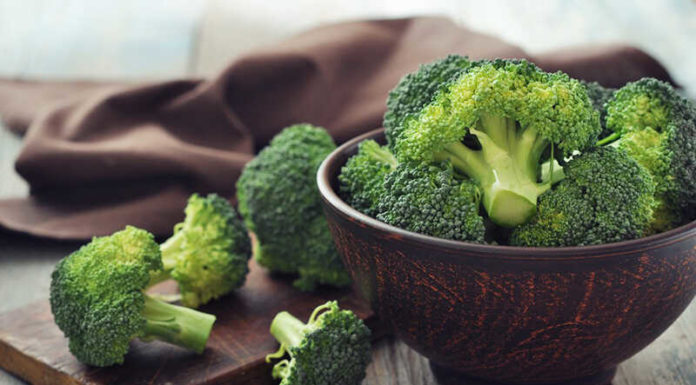 Supercharge Your Diet: Discover the Green Veggies Packing More Vitamin C Than Oranges