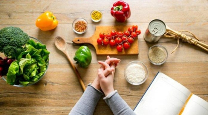 6 Evening Habits to Trim Your Waistline