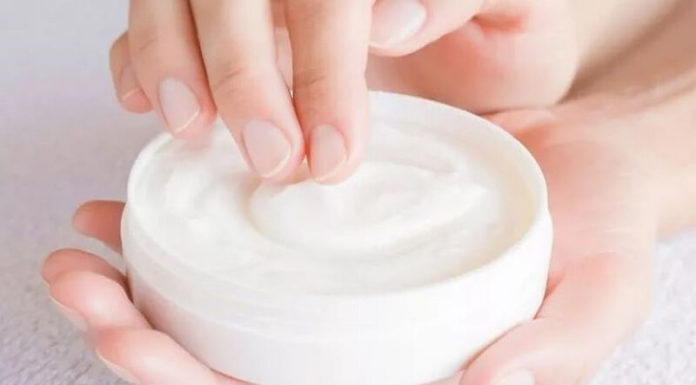 What is Glyceryl Stearate? Benefits of Glyceryl Stearate in Beauty Routines