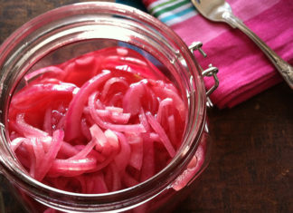 “The Mighty Onion: A Natural Remedy for Joint Pain and Digestive Woes”