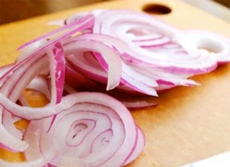 “Tangy, Crispy, Delicious: The Ultimate Onion Side Dish”