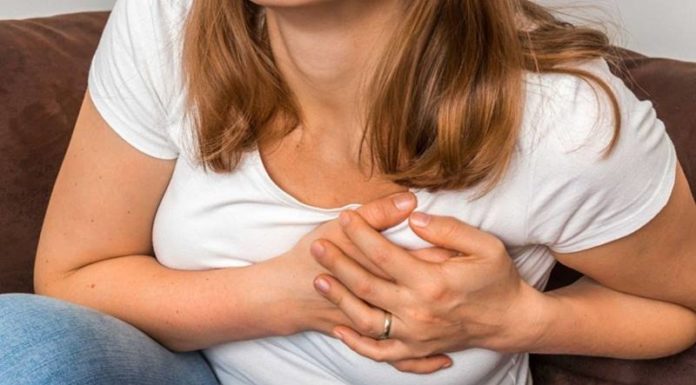 Understanding the Difference Between Breast Engorgement and Milk Duct Blockage