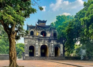 The Tasty Treats of Hung Yen: 15 Delicacies to Savour and Gift