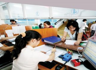 The Art of Refining Your Business: A Step-by-Step Guide to Seamlessly Altering Your Trade.