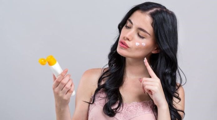 8 Deadly Sunscreen Blunders: How You May Be Damaging Your Skin and Accelerating Aging