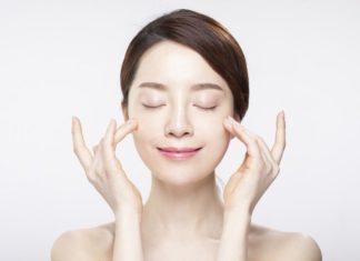 The Magic of Bee Glue: Unveiling 4 Alluring Beauty Benefits that Captivate Korean Women