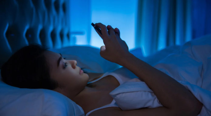 The Ultimate Guide to Sleeping with Your Phone: Optimizing Your Health and Habits