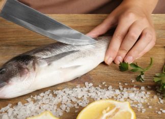 The Ultimate Guide to Cooking Fish: A Simple Trick for Delicious, Odor-Free Results