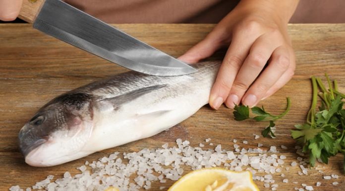 The Ultimate Guide to Cooking Fish: A Simple Trick for Delicious, Odor-Free Results