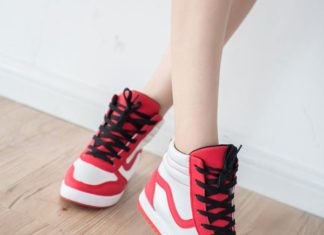 3 Types of Shoes That Can Make Your Feet Look Chunky: A Warning for Ladies With Larger Feet