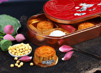 The Ultimate Guide to Choosing Authentic Mooncakes: A Taste of Home
