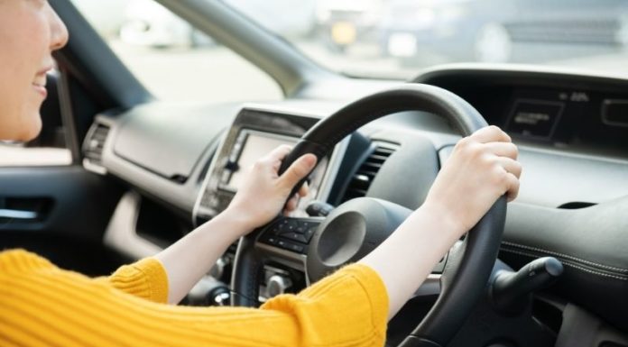 How to Drive and at What Speed to Save Gas?