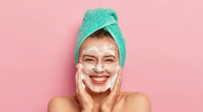 5 Simple Habits for a Flawless Complexion