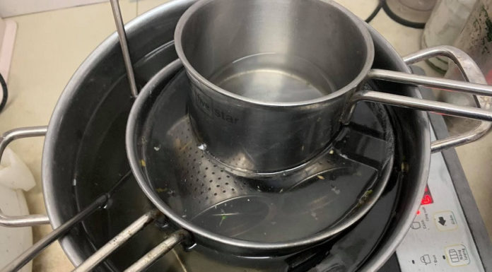 The Stainless Steel Savior: A 9X Hà Thành’s Innovative Solution for Reviving Faded and Tarnished Metals