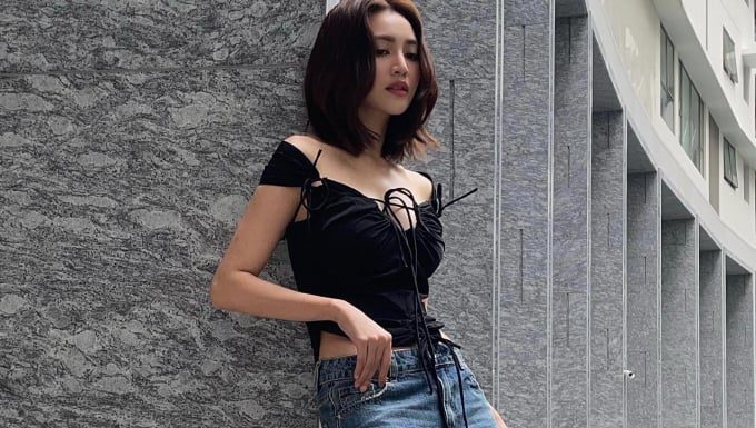 Captivating Chic: Embodying Elegance Like Ninh Duong Lan Ngoc Without Baring It All