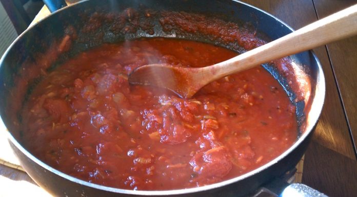 “The Ultimate Guide to Cooking with Tomatoes: A Chef’s Secrets to Perfect Flavor”