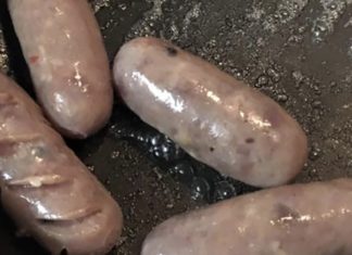 The Ultimate Guide to Frying Delicious Sausages: A Tasty Treat That’ll Impress