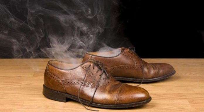 The Ultimate Guide to Eliminating Shoe Odor with Baking Soda