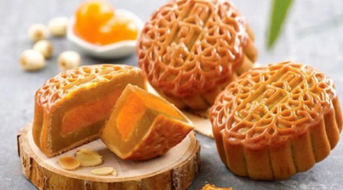What Foods Are Included in the Mid-Autumn Festival Feast? How to Arrange the Platter Beautifully?