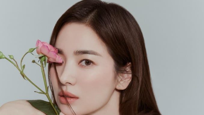 4 Hair Colors That Are Perfect for Women Over 40