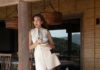 “Ever-Youthful Thanh Hang Embraces an Effortlessly Chic All-White Ensemble”