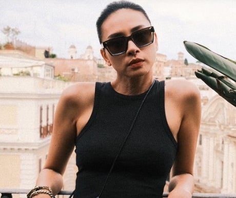 The Ultimate Guide to Wearing Black: A Timeless and Trendy Look for Women