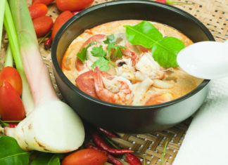 The Magic of Cooking with Lemon Leaves