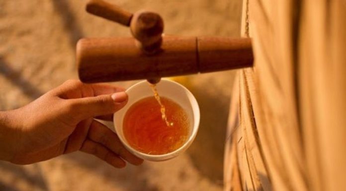 The Secret to Distinguishing Pure Fish Sauce from Adulterated: A Housewife’s Guide