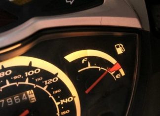 The Ultimate Hack to Siphon Gas from Your Motorcycle Without Using Your Mouth