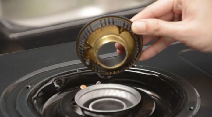 The Secret to Fixing an Uneven Gas Stove Flame with a Single Toothpick