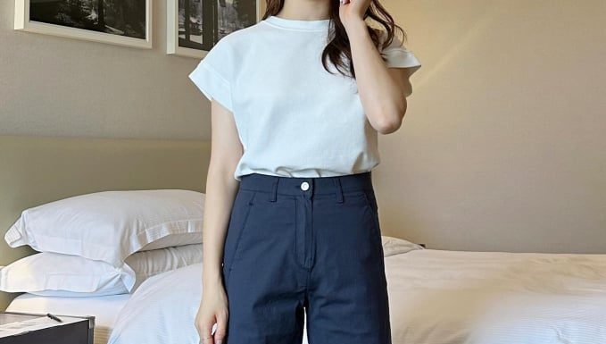 The Ultimate Guide to Mastering the Art of Mixing and Matching Outfits Like a Chic Korean Lady